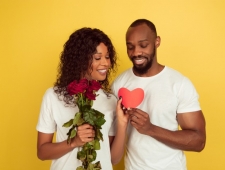 מראה חיצוני, האם הוא משפיע באתרי הכרויות?