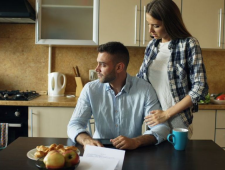 גירושין בהפתעה: התמודדות חכמה עם מרוץ הסמכויות שנפתח מאחורי הגב