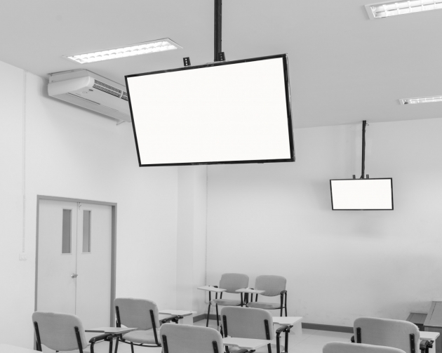 תליית טלויזיה מהתקרה